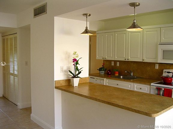 2nd image of 9390 W Flagler St APT 227A