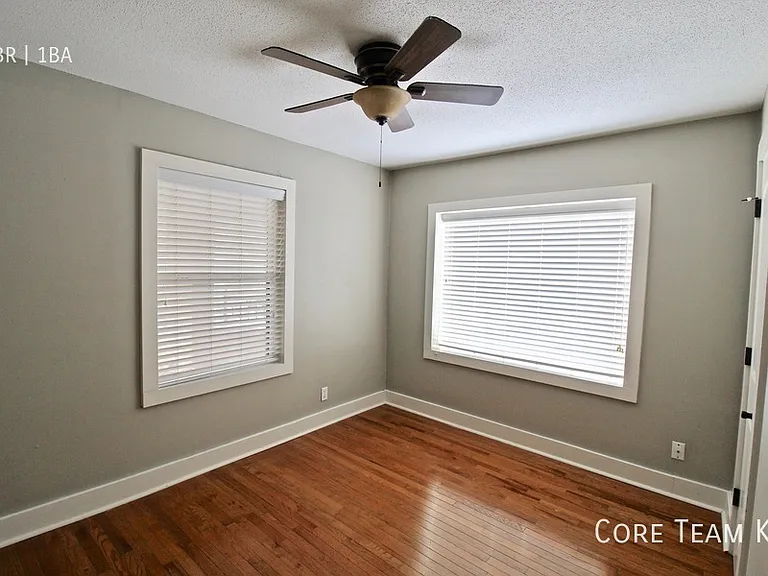 4328 Roanoke Pkwy #201 — Photo 10