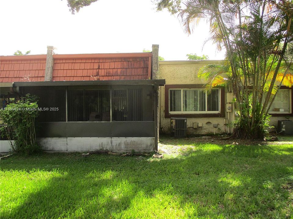 2nd image of 6555 NW 99th Ave #B20
