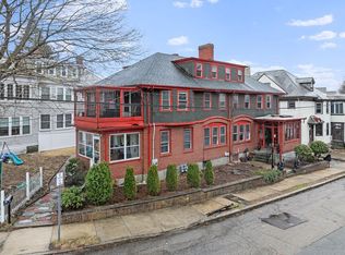 49 Homestead Rd, Woonsocket, RI 02895