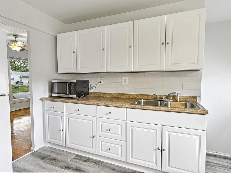 532 Holiday Ave — Photo 7