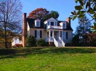 6840 Patrick Henry Hwy, Roseland, VA 22967