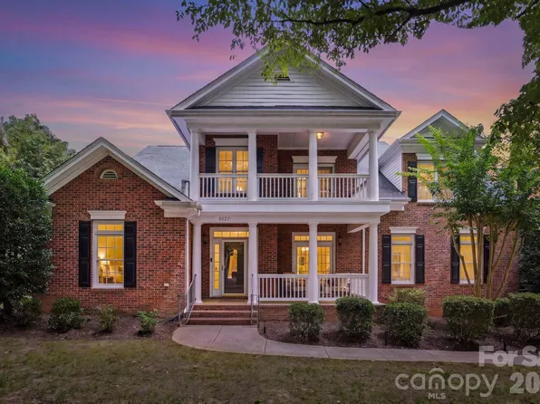 8027 Silver Jade Dr, Denver, NC 28037