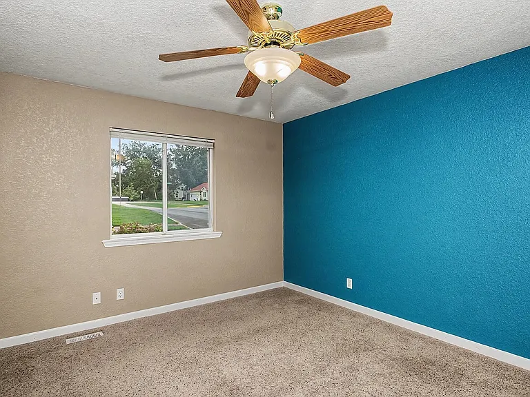 4105 Harris St — Photo 15