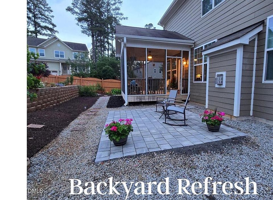 1st image of 108 Horncliffe Way