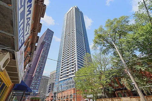 609 Sherbourne St #407 Photo 1