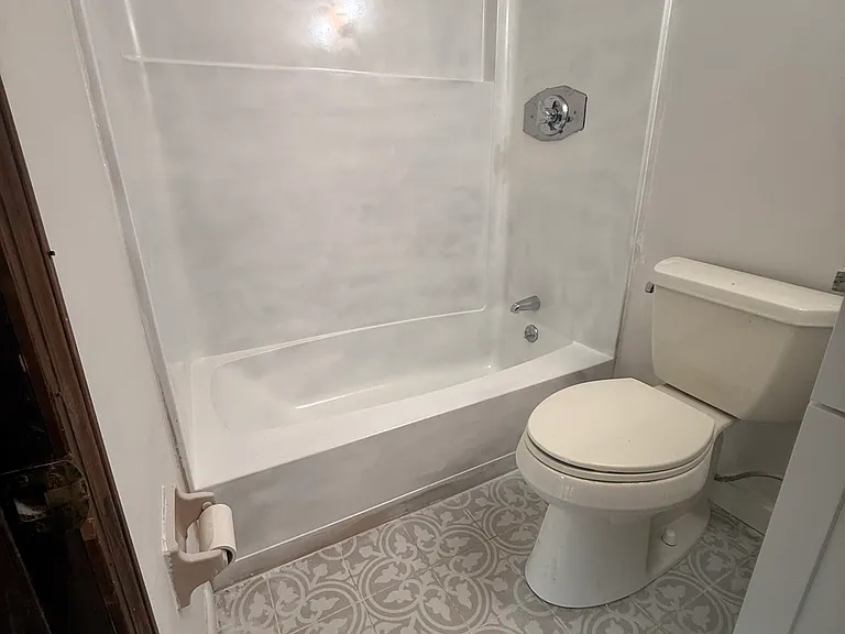 49 Spencer Rd #14H — Photo 15