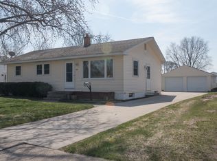 2921 Sharon Ave SW, Wyoming, MI 49519