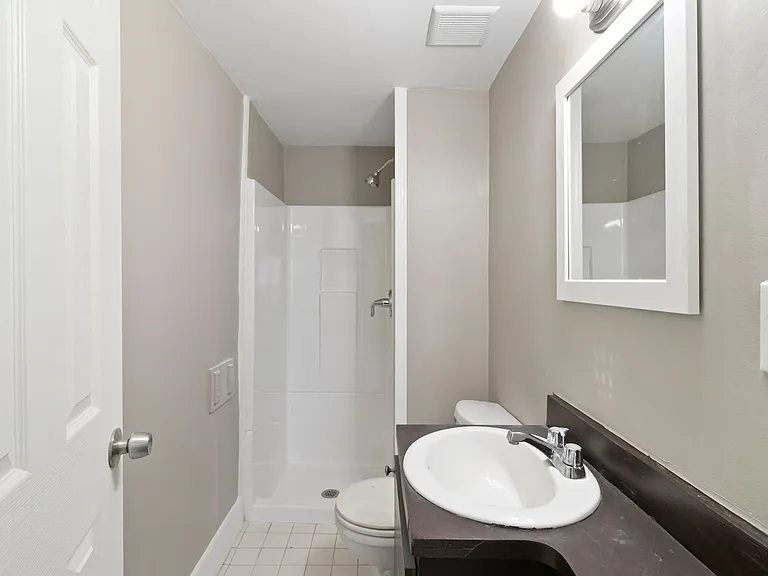24311 Plymouth Rd — Photo 8