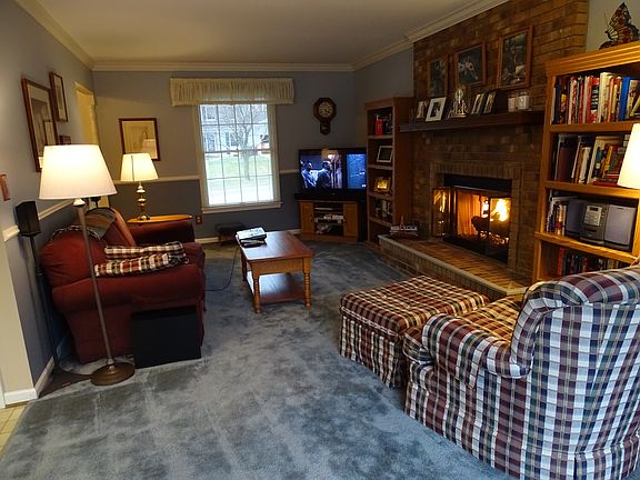 5th image of 254 Stonecliff Ct