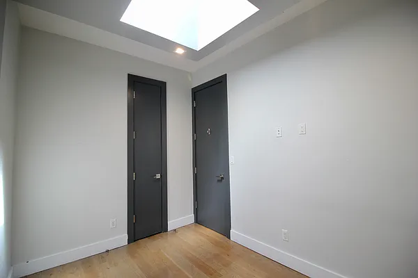 Rented by Hagstrom Management Inc | media 21