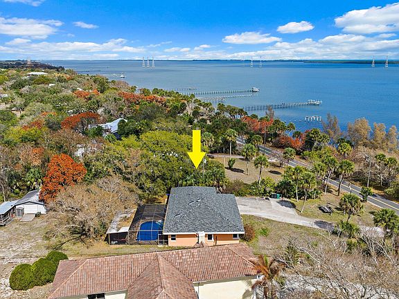 3rd image of 8907 S Indian River Drive