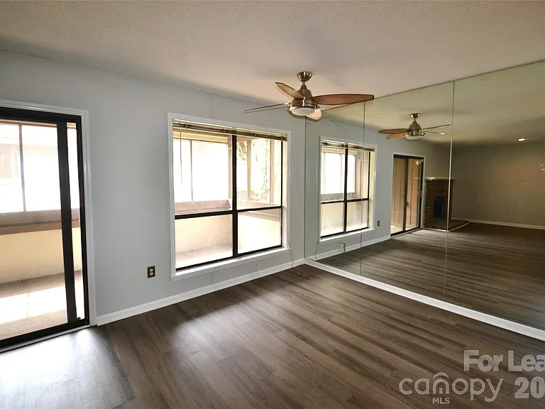 7124 Winery Ln — Photo 6