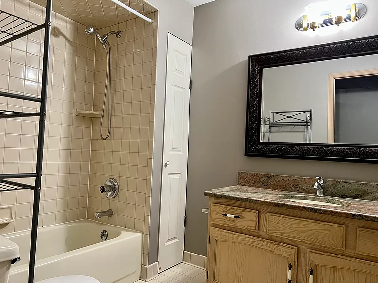 3263 Primrose Dr — Photo 23