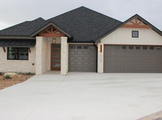 2130 Vista Ridge Dr, Kerrville, TX 78028