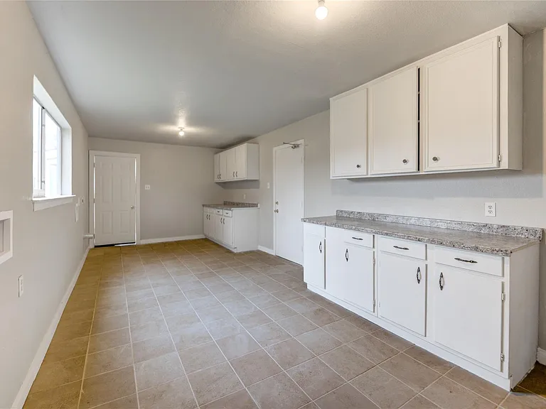 6603 1/2 Narcissus St — Photo 22