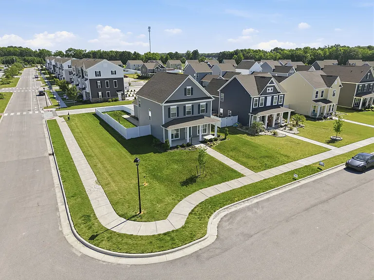 101 Iris Cir — Photo 39
