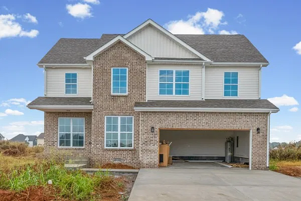 4 bed, 2050 sqft, $2,600 — Photo 1