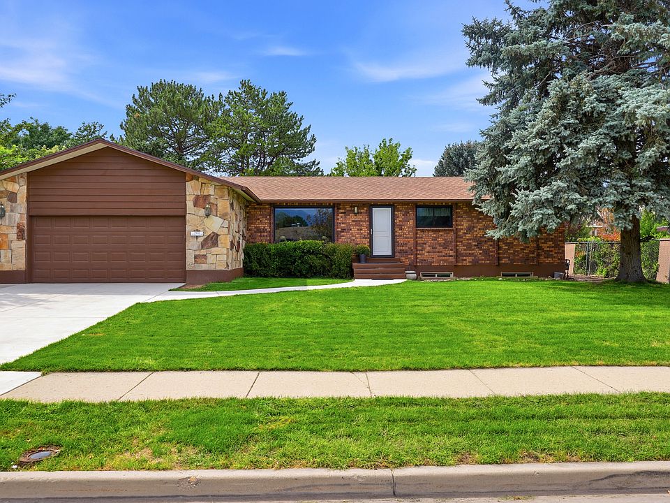 1st image of 7472 S Waterloo Cir