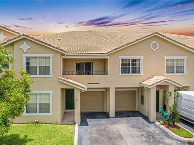2002 Belmont Lane #2002, Pompano Beach, FL, 33068