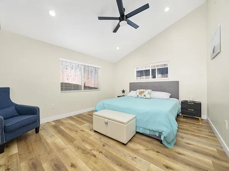 7519 Graves Ave — Photo 5