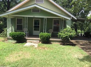 221 Carl Dr, Hot Springs, AR 71913