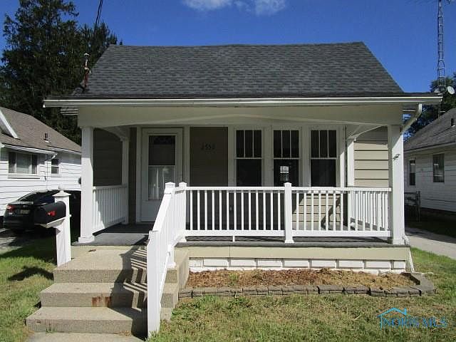 1st image of 2552 Elsie Ave