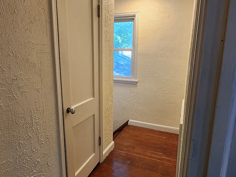 5525 Three Points Blvd — Photo 22