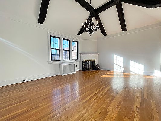 3rd image of 190-17 Crocheron Ave #L