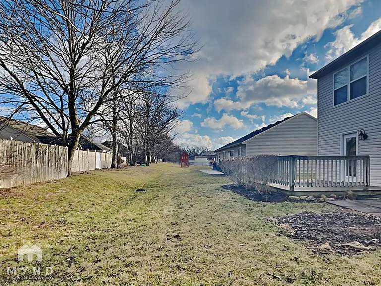 1698 Prairieview Ln — Photo 31