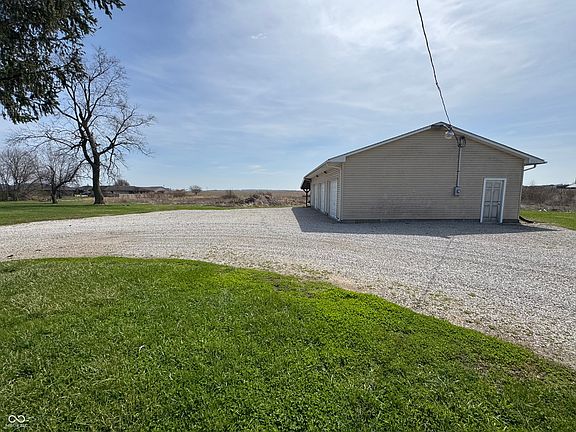 4th image of 5819 Schleter Rd