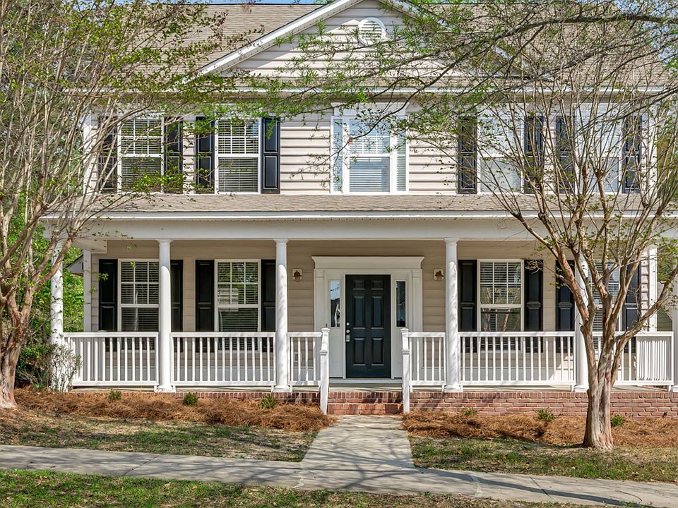 1st image of 201 Woodleigh Park Dr