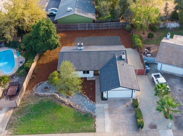 2641 Camulos Way, Redding, CA 96002