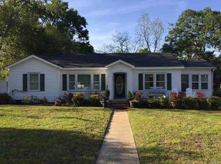 150 Edgewood Dr, Ozark, AL 36360