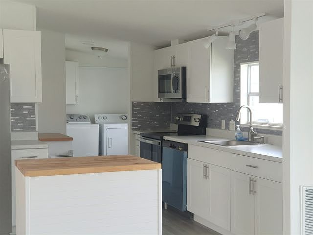 1st image of 5841 Cherokee Dr #204