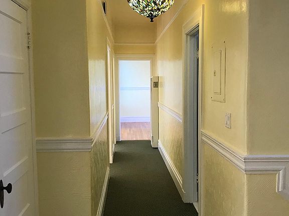 4th image of 1289 Noe St