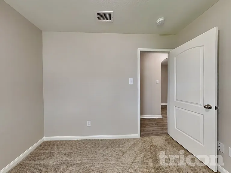 329 Shoshone Ridge Dr — Photo 13