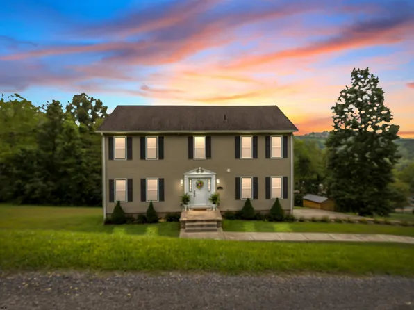 64 Silverbrook Ln, Bridgeport, WV 26330