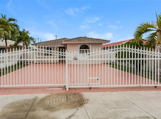 6746 SW 15th St, Miami, FL 33144