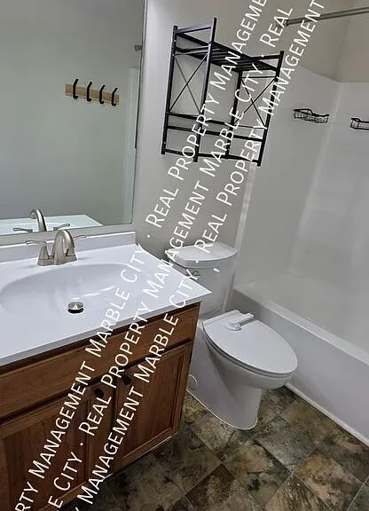 721 Shady Springs Ln — Photo 13