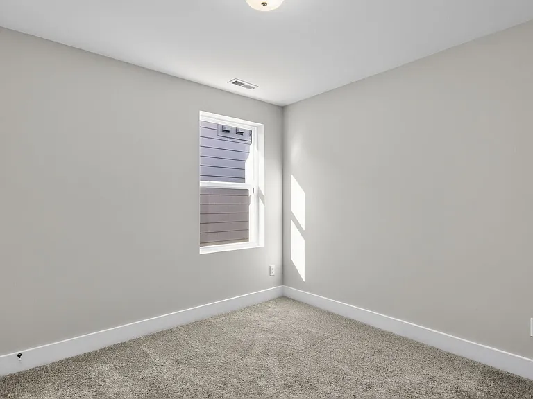 33 Hillway Rd — Photo 28
