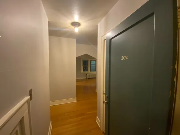 Broadway Crest Apartments, 734 Broadway E APT 202, Seattle, WA 98102