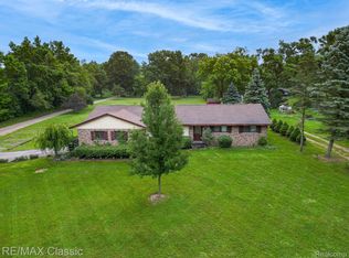 751 Martindale, Milford, MI 48381