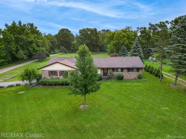 751 Martindale, Milford, MI 48381
