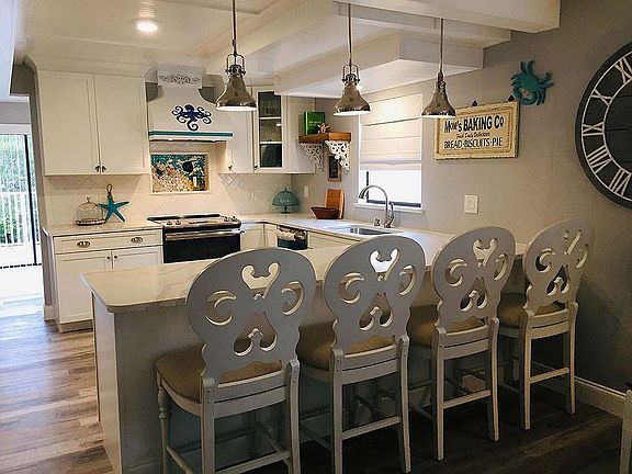5th image of 820 Carol Ave #F