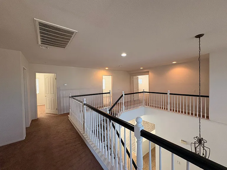 5875 Larry Dean St — Photo 32