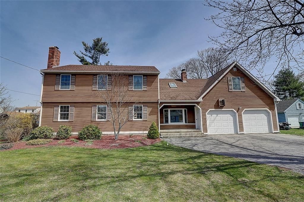 345 Potters Ave, Warwick, RI 02886 | Zillow