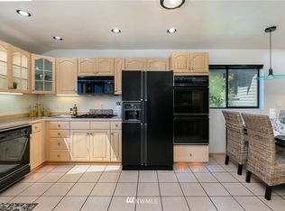 1811 E Thomas St, Seattle, WA 98112