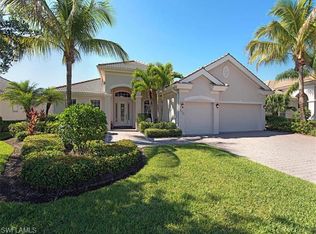 15940 Los Olivos Ln, Naples, FL 34110