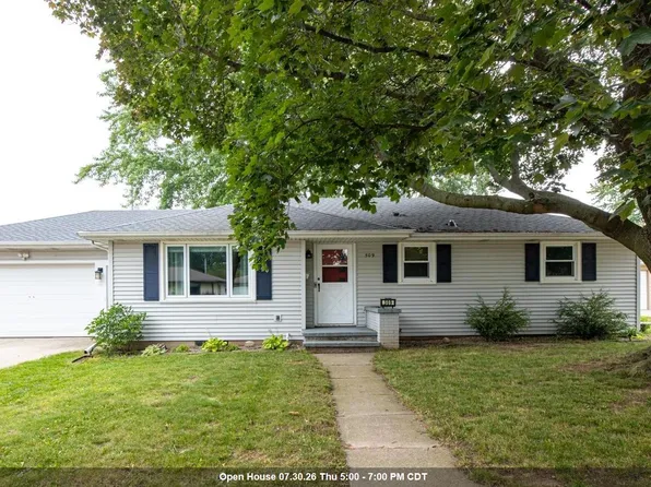 509 Margaret St, Combined Locks, WI 54113